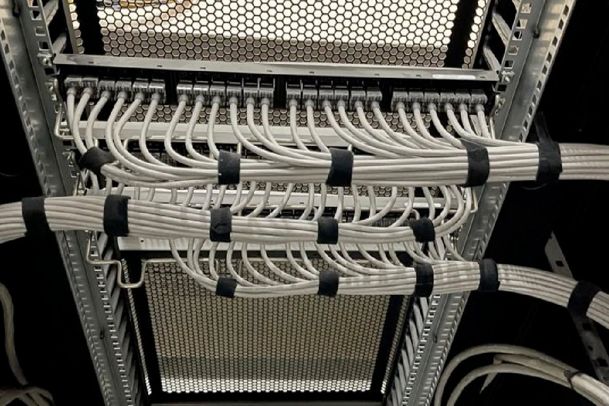 ECONNECT INSTALAÇÕES E SERVIÇOS 2