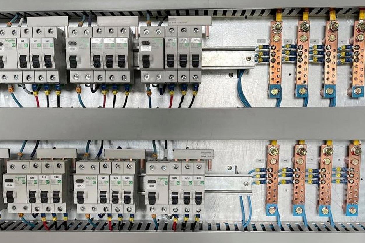 ECONNECT INSTALAÇÕES E SERVIÇOS 4